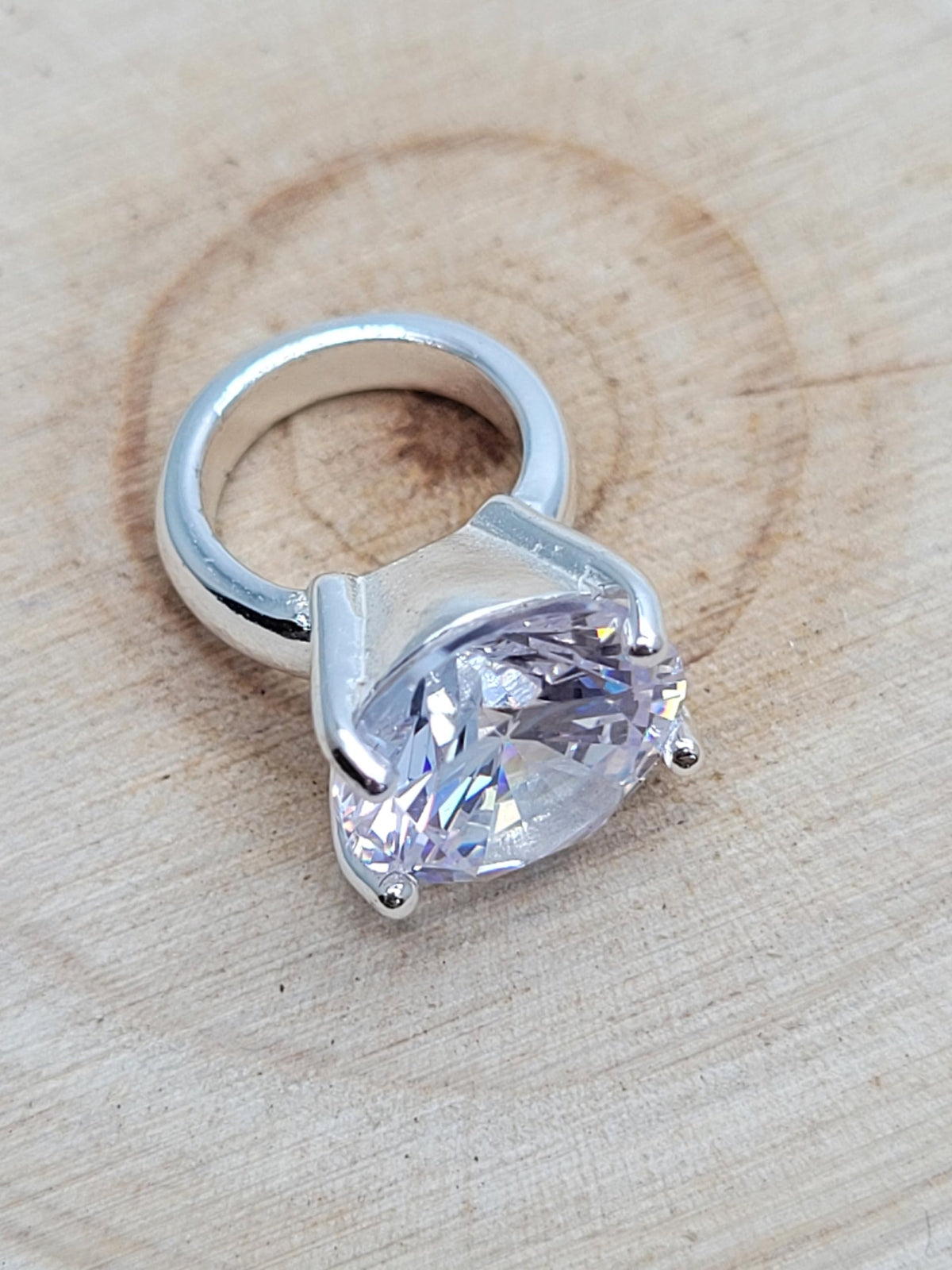 STUNNING ENGAGEMENT RING Sterling Silver Charm Bead for Women Ladies Girls - Slide-On Bead - To Fit European Charm Bracelets & Necklaces. OX5021
