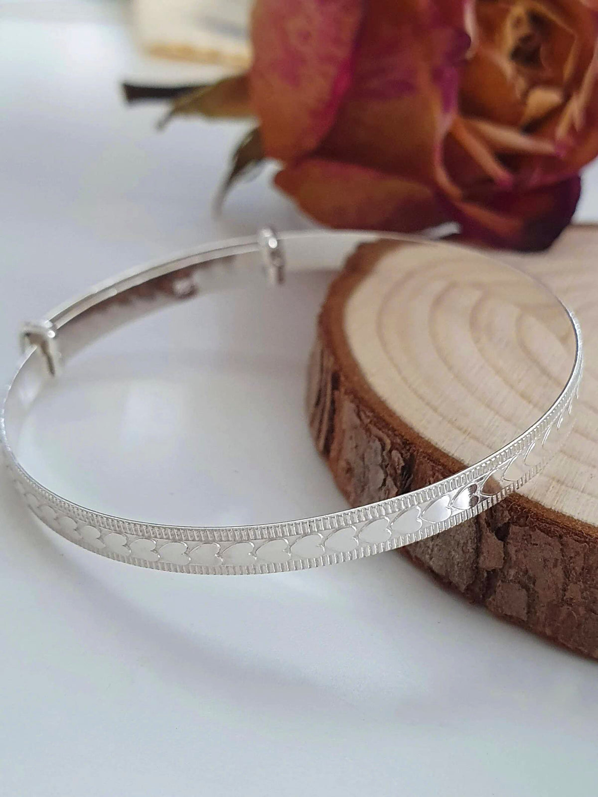 Heart Design / Pattern Expanding / Expandable / Adjustable Bangle Bracelet for Baby/Child/ 