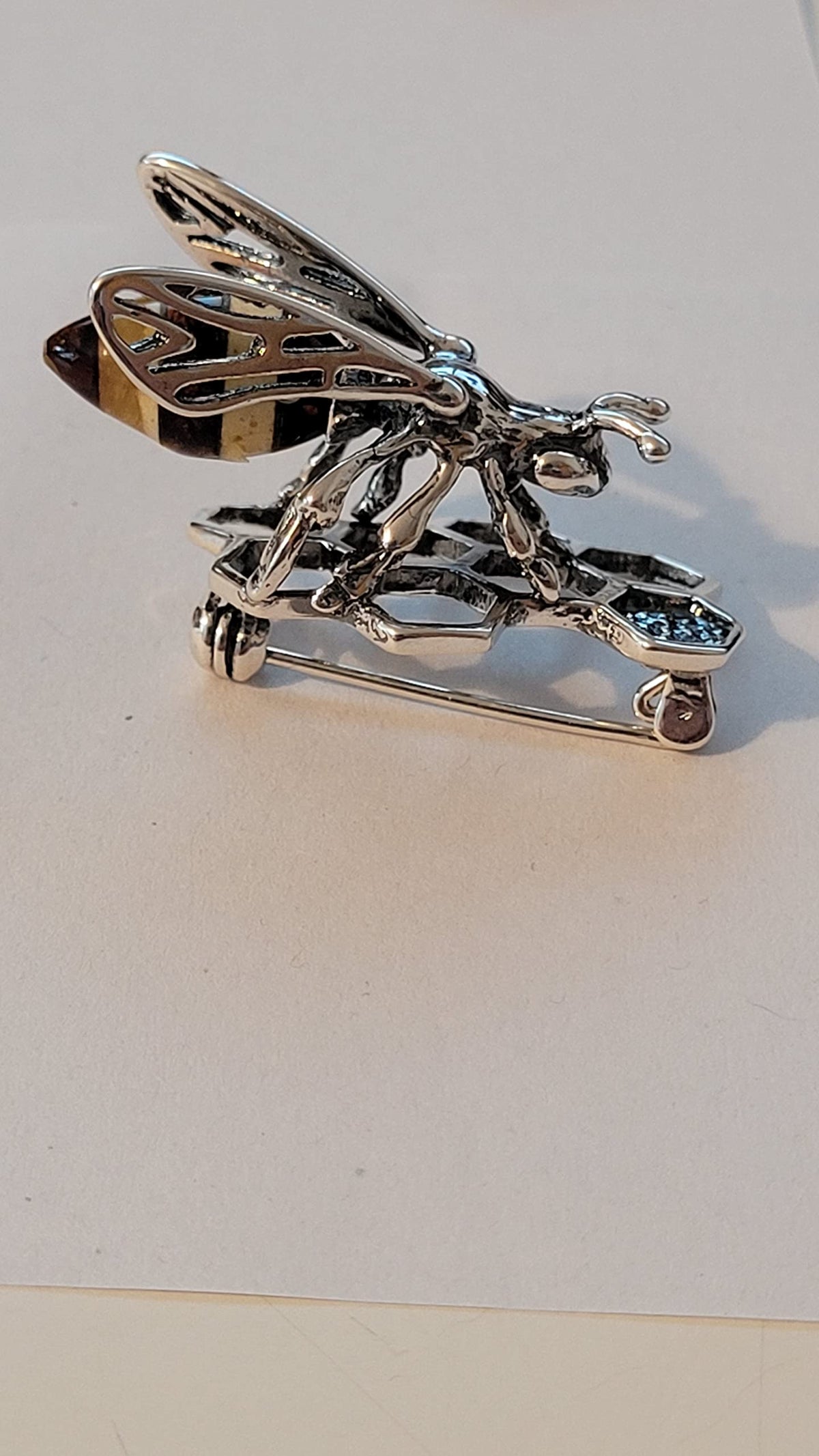 Insect/Nature Themed Amber Sterling Silver Brooch Pin/Clip in Vintage Style for Women Teen 