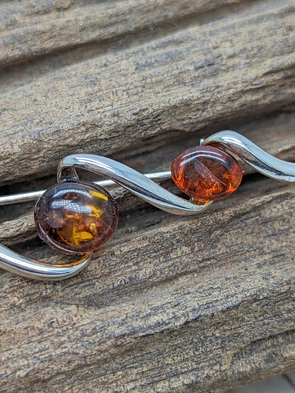 Contemporary/Victorian Ornate Style Amber Brooch Pin/Clip for Women Ladies - 925 Sterling 