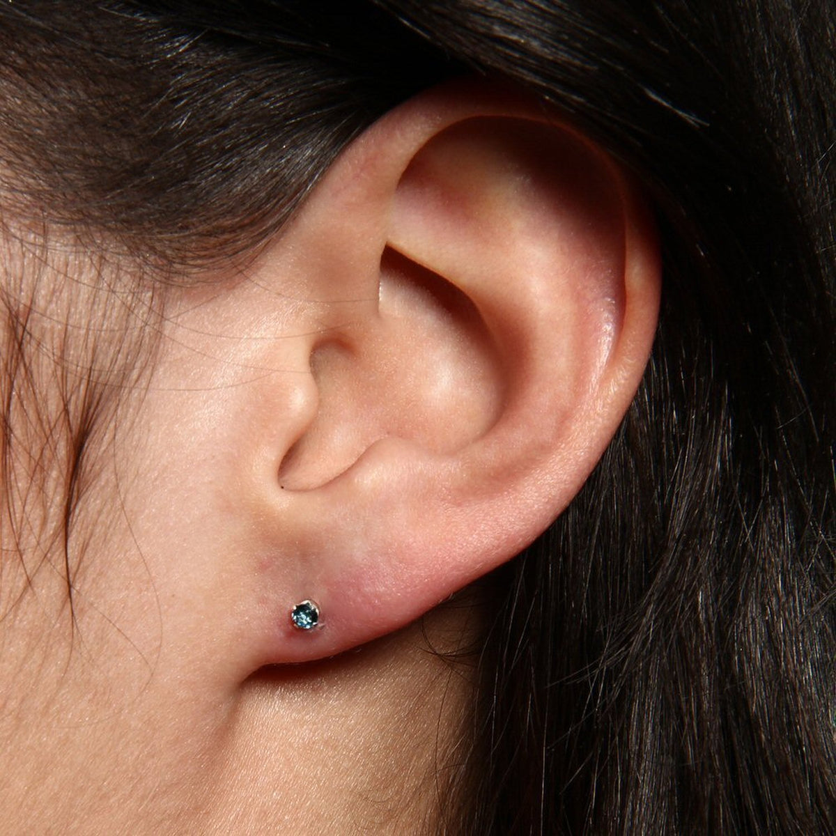 AQUAMARINE BLUE Classic Brilliant Round Cut Cubic Zirconia (CZ) Sterling Silver Birthstone 