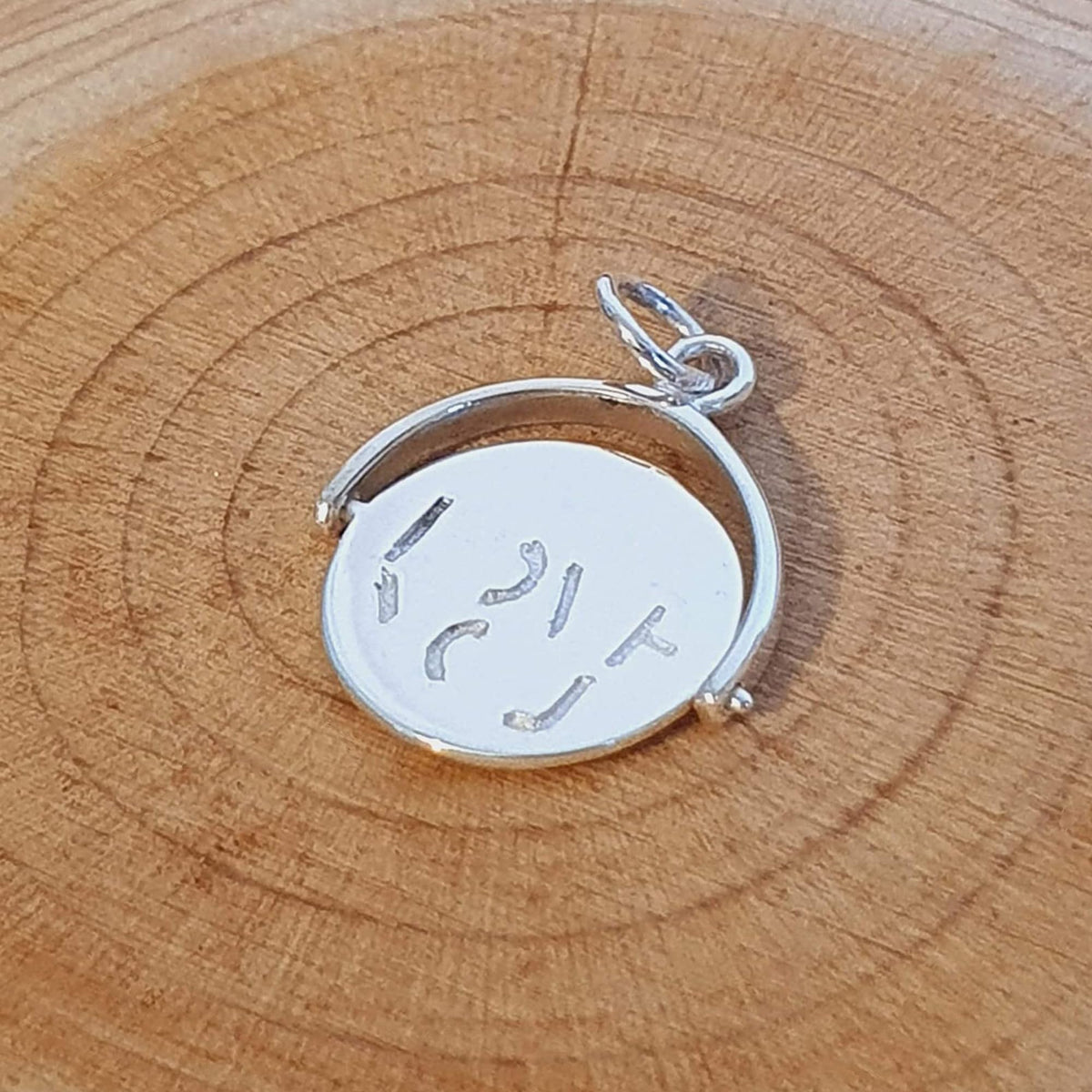 I Love You Round Spinner Sterling Silver Charm Pendant– Hidden Message Love Jewellery for Women – I Love You Gifts for Her or Him – Romantic Women's Pendant – Love Gifts for Him or Her