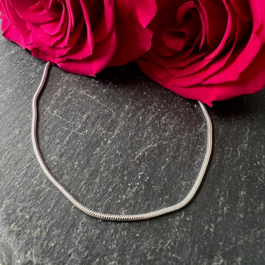 11.5 Inch Snake Chain Sterling Silver Anklet/Ankle Bracelet/Ankle Chain - Large Length Adjustable 10.5" to 11.5" Inch / 27 to 29 cm - 1.4mm Width - 3.75 Grams