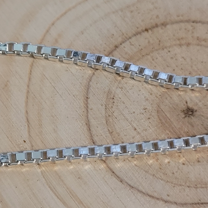 Sterling Silver Box Link Chain (0.8mm Wide)